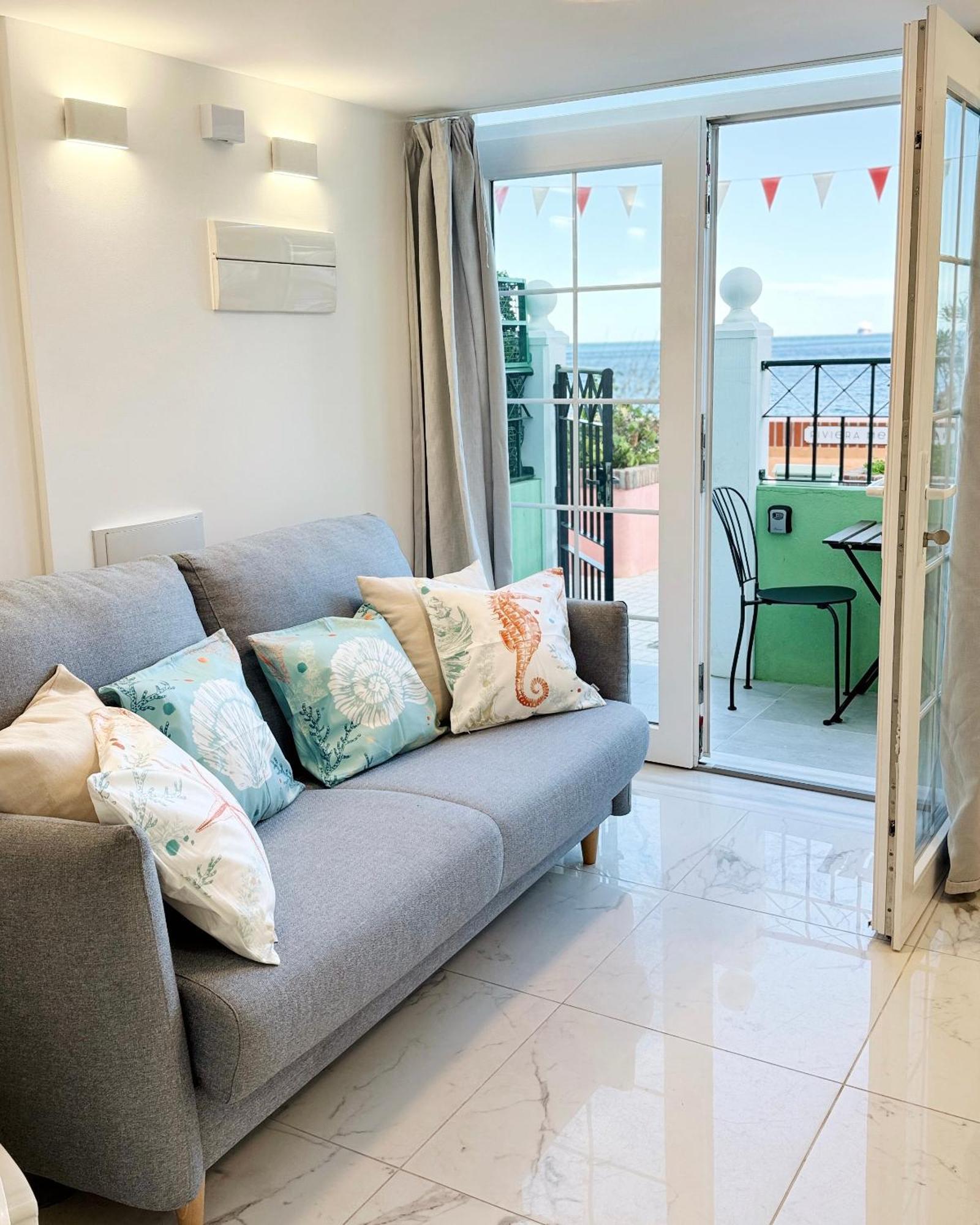 Unique Waterfront Duplex On The Mediterranean - Caleta, Catalan Bay Gibraltar Exteriör bild